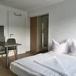Wunderschoene Mit Balkon In Апартаменты Ауэ