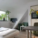 Wunderschoene Mit Balkon In Апартаменты Ауэ